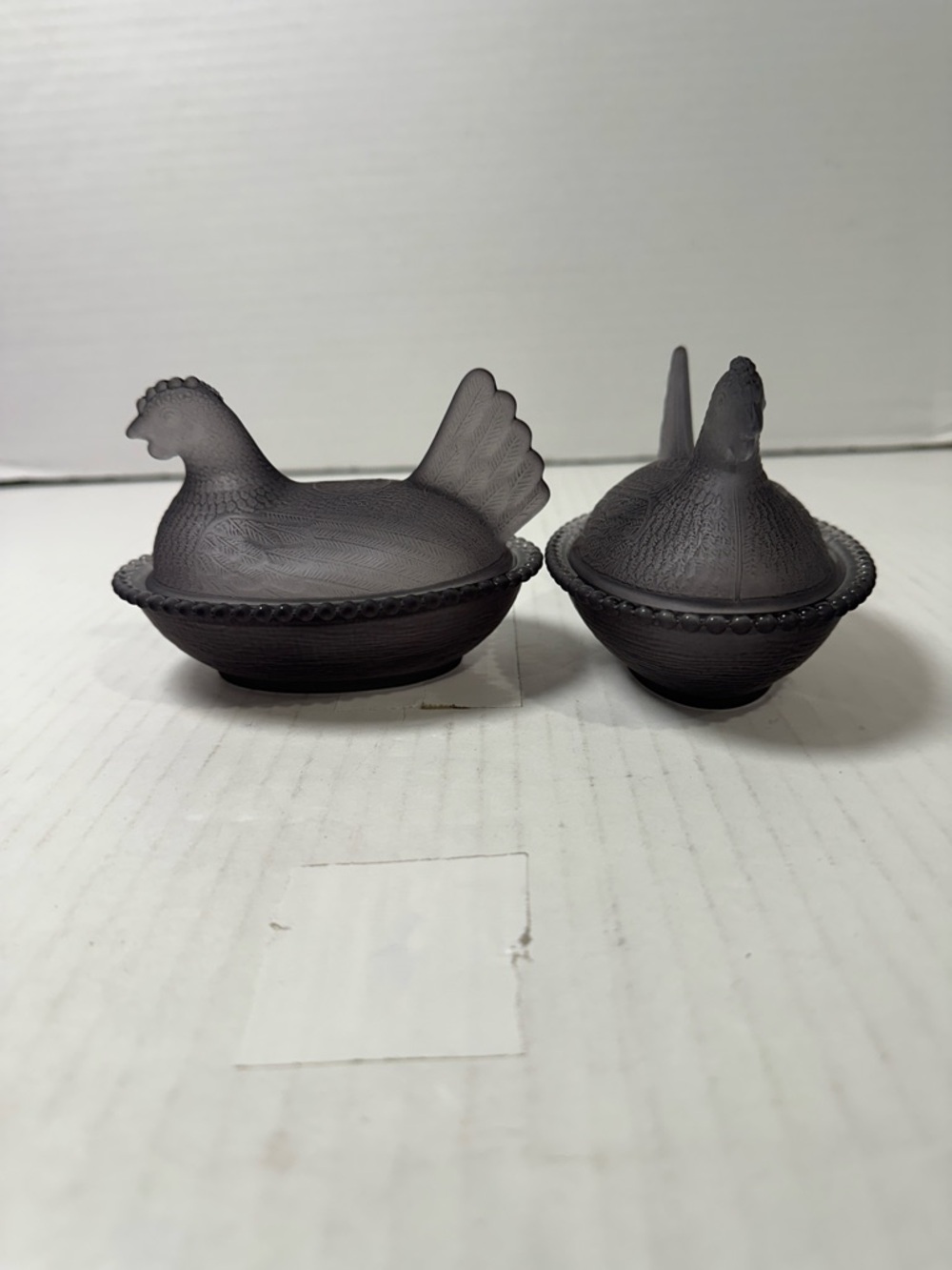 Grey Hen-on-Nest Decorative Trinket Dishes - Set of 2